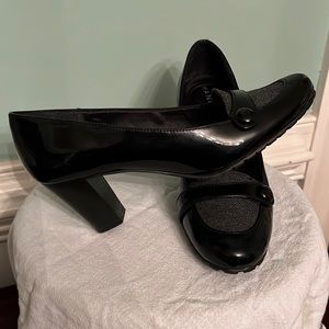 Hannah Comfort black pumps size 6.5